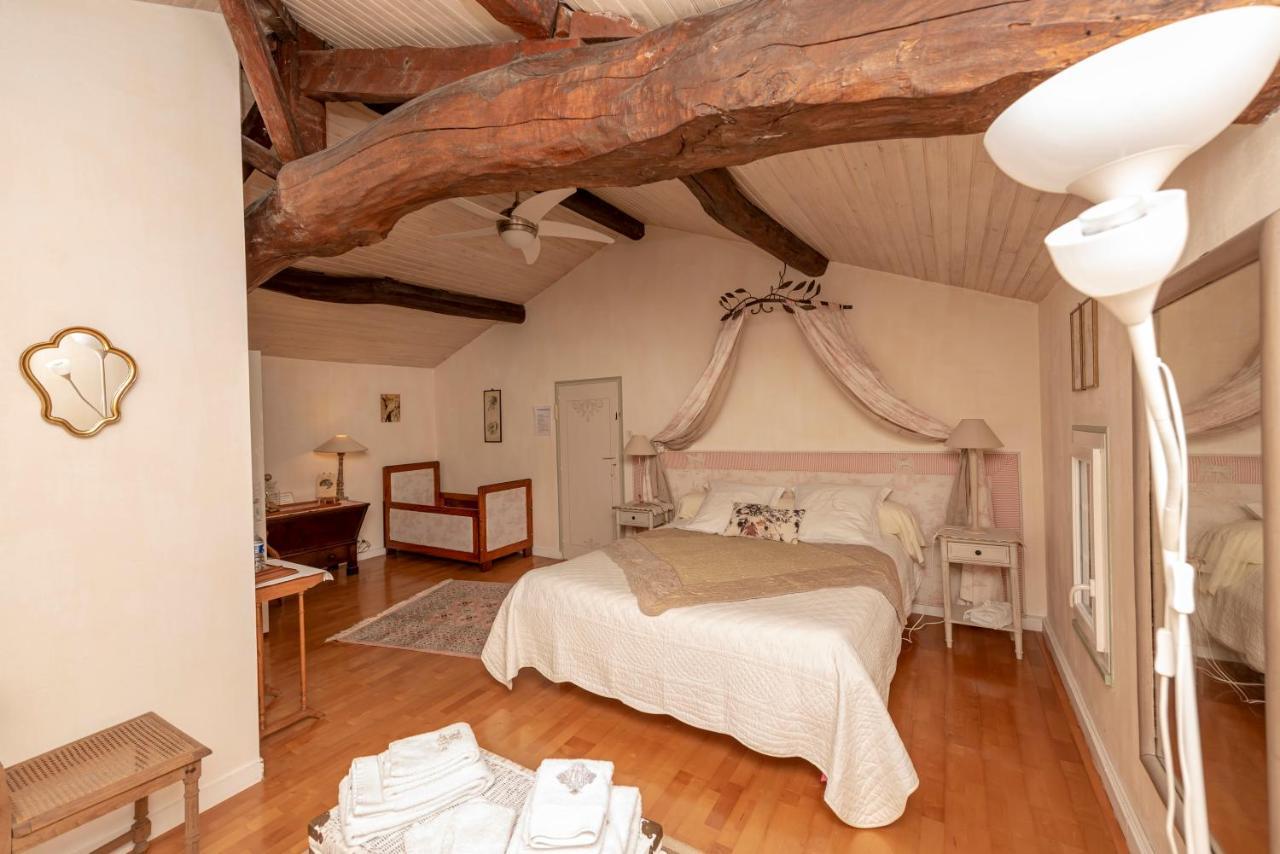 Chambres D'Hotes De Charme Au Refuge Du Peintre Pres De St Emilion Sainte-Terre エクステリア 写真